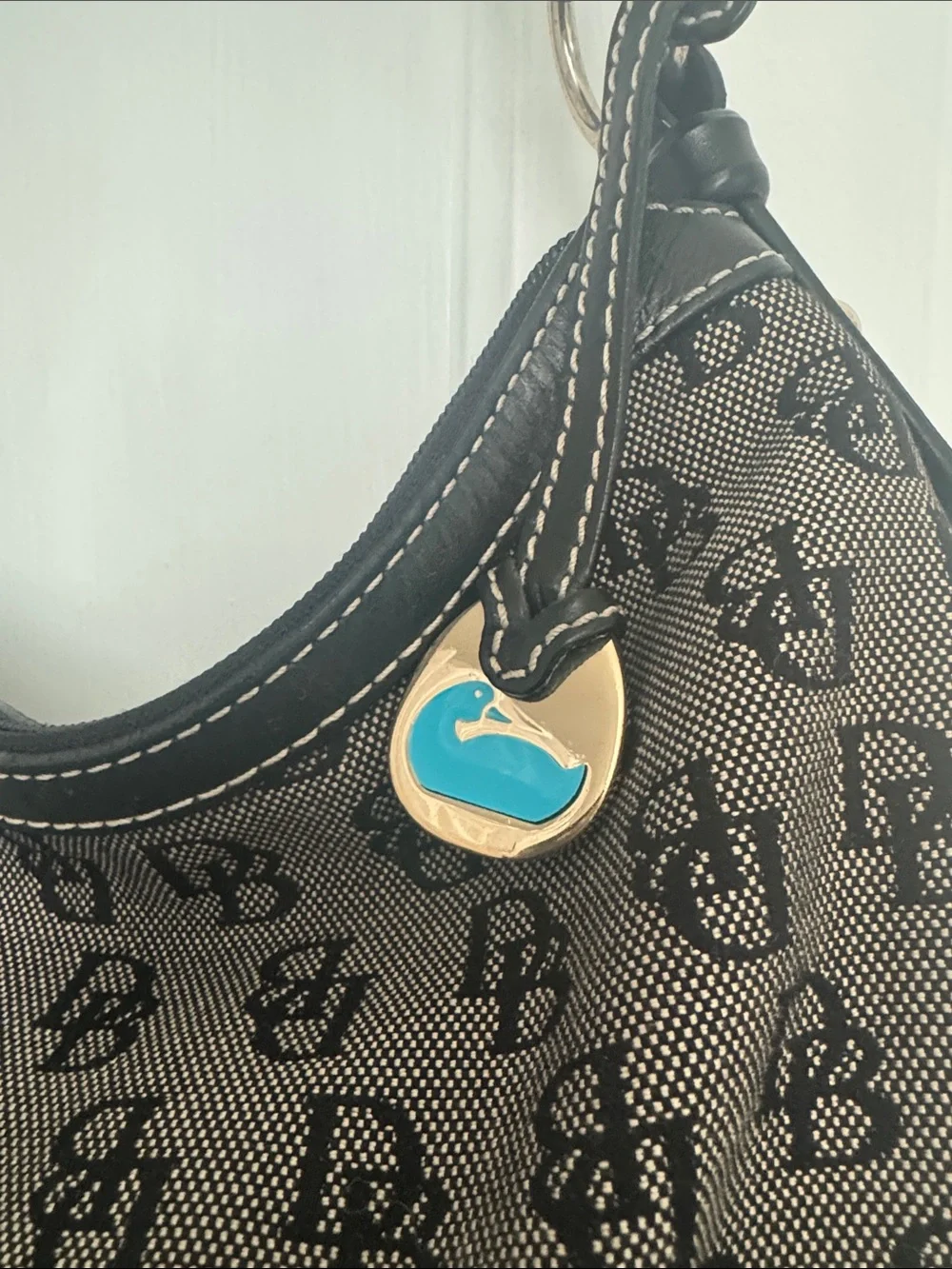 Dooney & Bourke Vintage Signature Logo East West Hobo Bag EUC